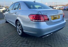 Mercedes-Benz E Class E220 BLUETEC SE AUTOMATIC 12