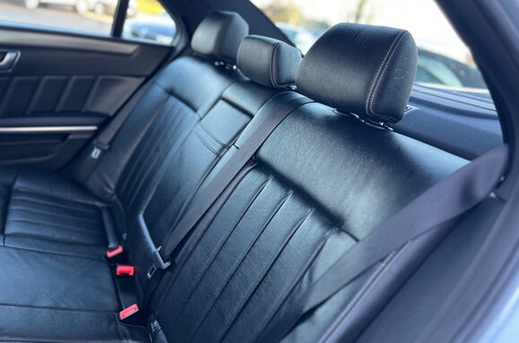 Mercedes-Benz E Class E220 BLUETEC SE AUTOMATIC 39