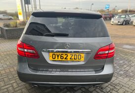Mercedes-Benz B Class B180 1.8 CDI BLUEEFFICIENCY SPORT AUTO 10