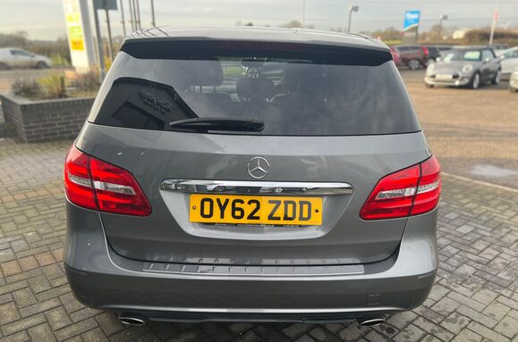 Mercedes-Benz B Class B180 1.8 CDI BLUEEFFICIENCY SPORT AUTO 10