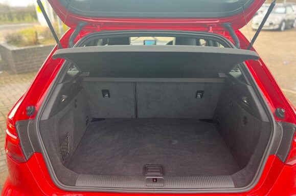 Audi A3 TDI QUATTRO S LINE 35