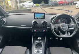 Audi A3 TDI QUATTRO S LINE 32