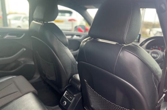 Audi A3 TDI QUATTRO S LINE 19