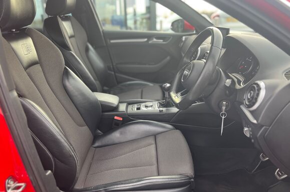 Audi A3 TDI QUATTRO S LINE 16