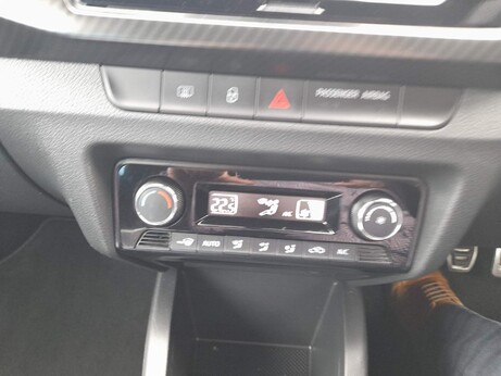 Skoda Fabia 1.0 TSI Monte Carlo Euro 6 (s/s) 5dr 3