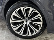 Bentley Bentayga 4.0 V8 Azure Auto 4WD Euro 6 (s/s) 5dr 3