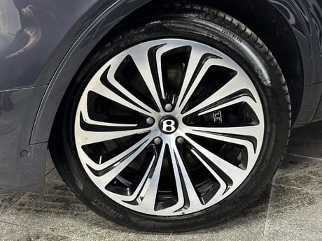 Bentley Bentayga 4.0 V8 Azure Auto 4WD Euro 6 (s/s) 5dr 7