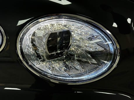 Bentley Bentayga 4.0 V8 Azure Auto 4WD Euro 6 (s/s) 5dr 8
