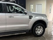 Ford Ranger 2.2 TDCi Limited 1 4WD Euro 5 (s/s) 4dr (Eco Axle) 6