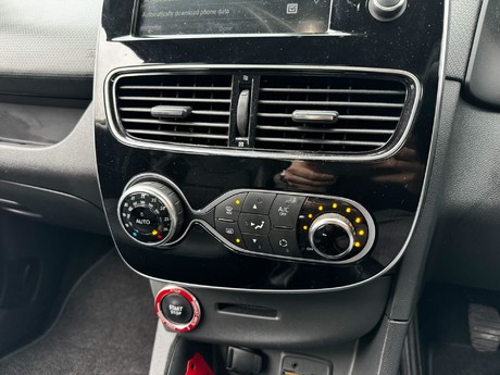 Renault Clio 1.5 dCi Signature Nav Euro 6 (s/s) 5dr 50