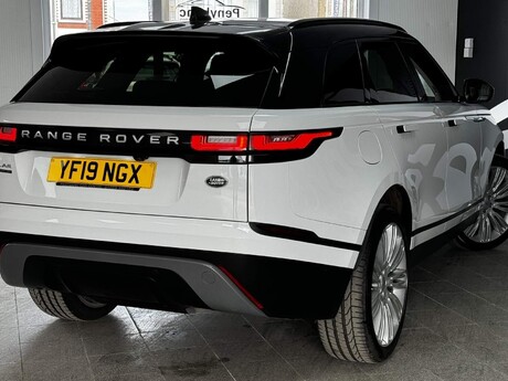 Land Rover Range Rover Velar 2.0 P250 HSE Auto 4WD Euro 6 (s/s) 5dr 14