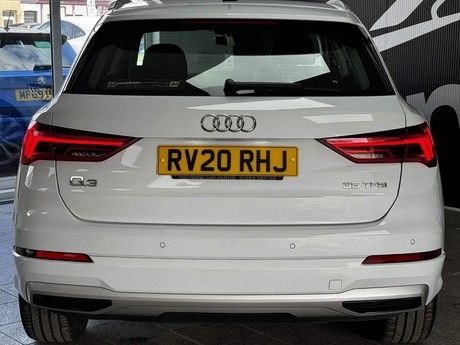 Audi Q3 1.5 TFSI CoD 35 Sport Euro 6 (s/s) 5dr 17