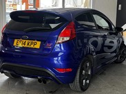 Ford Fiesta 1.6T EcoBoost ST-2 Euro 5 3dr 9