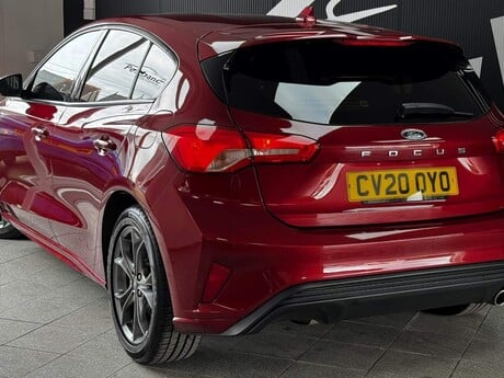 Ford Focus 1.0T EcoBoost ST-Line Euro 6 (s/s) 5dr 16