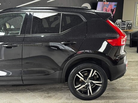 Volvo XC40 1.5 T3 R-Design Auto Euro 6 (s/s) 5dr 3