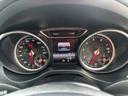 Mercedes-Benz GLA Class 1.6 GLA180 Urban Edition 7G-DCT Euro 6 (s/s) 5dr 15