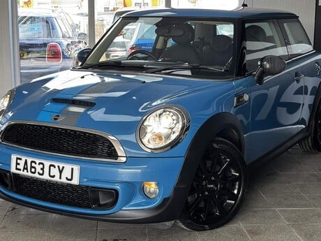 Mini Hatch 1.6 Cooper S Bayswater Euro 5 (s/s) 3dr 12