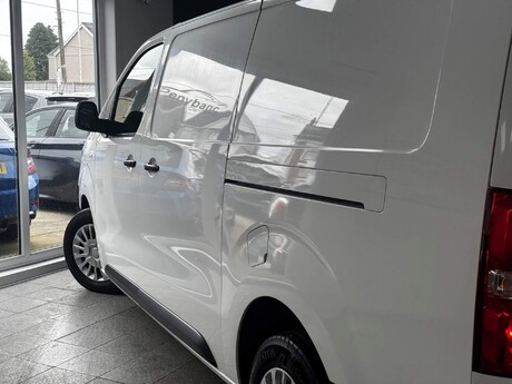 Toyota Proace 2.0D Icon Long Panel Van LWB Euro 6 (s/s) 6dr 13