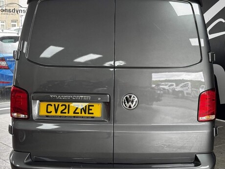 Volkswagen Transporter 2.0 TDI T28 Startline FWD SWB Euro 6 (s/s) 5dr 16