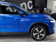 Nissan Qashqai 1.3 DIG-T MHEV Premiere Edition XTRON Euro 6 (s/s) 5dr 4