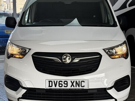 Vauxhall Combo 1.6 Turbo D 2300 Sportive L1 H1 Euro 6 (s/s) 4dr 5