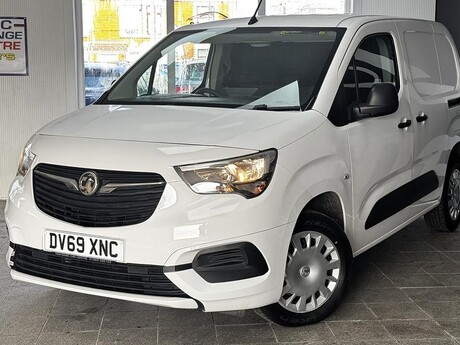 Vauxhall Combo 1.6 Turbo D 2300 Sportive L1 H1 Euro 6 (s/s) 4dr 6