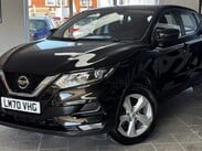 Nissan Qashqai 1.3 DIG-T Acenta Premium Euro 6 (s/s) 5dr 8