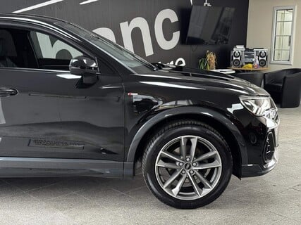 Audi Q3 1.5 TFSI CoD 35 Black Edition Sportback Euro 6 (s/s) 5dr