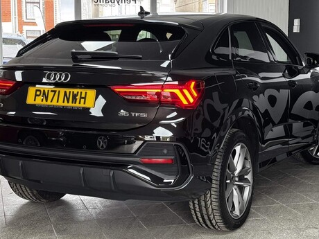 Audi Q3 1.5 TFSI CoD 35 Black Edition Sportback Euro 6 (s/s) 5dr 13