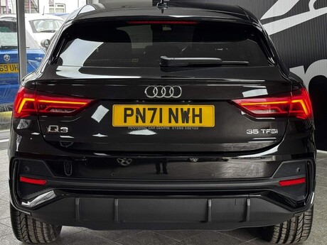 Audi Q3 1.5 TFSI CoD 35 Black Edition Sportback Euro 6 (s/s) 5dr 17