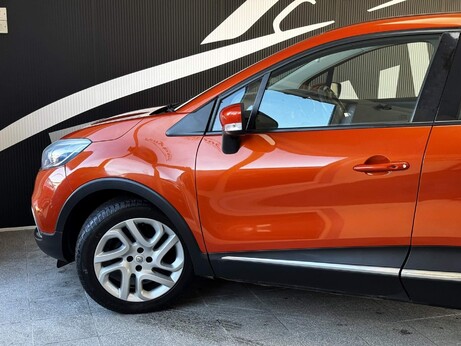 Renault Captur 0.9 TCe ENERGY Dynamique MediaNav Euro 5 (s/s) 5dr 4