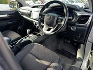 Toyota Hilux 2.4 D-4D Invincible Auto 4WD Euro 6 (s/s) 4dr (TSS) 23