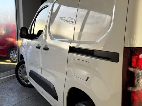 Peugeot Partner 1.5 BlueHDi 1000 Professional Standard Panel Van SWB Euro 6 (s/s) 5dr 14