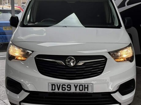 Vauxhall Combo 1.6 Turbo D 2300 Sportive L1 H1 Euro 6 (s/s) 4dr 7