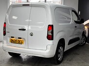 Vauxhall Combo 1.6 Turbo D 2300 Sportive L1 H1 Euro 6 (s/s) 4dr 10