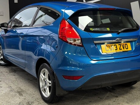 Ford Fiesta 1.25 Zetec Euro 5 3dr 11