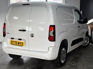 Vauxhall Combo 1.5 Turbo D 2300 Sportive L1 H1 Euro 6 4dr 10