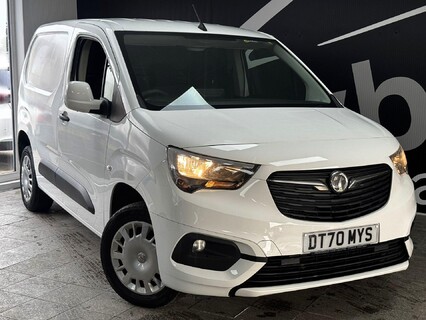 Vauxhall Combo 1.5 Turbo D 2300 Sportive L1 H1 Euro 6 4dr