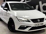 SEAT Leon 1.5 TSI EVO FR Black Edition Euro 6 (s/s) 5dr 1