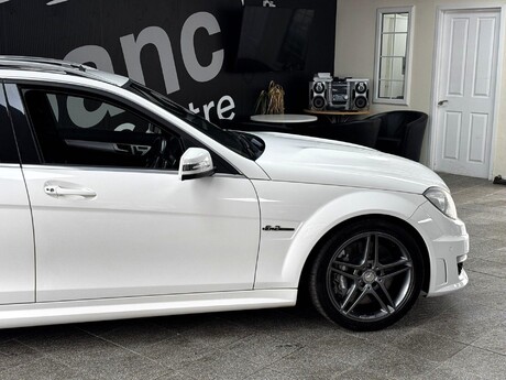 Mercedes-Benz C Class 6.3 C63 V8 AMG SpdS MCT Euro 5 5dr 5