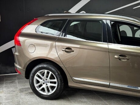 Volvo XC60 2.4 D5 SE Lux Nav Auto AWD Euro 6 (s/s) 5dr 5