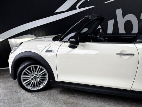 Mini Convertible 1.5 Cooper Euro 6 (s/s) 2dr 2