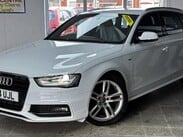 Audi A4 2.0 TDI S line Euro 5 (s/s) 5dr 9