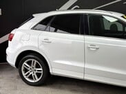 Audi Q3 2.0 TDI S line S Tronic quattro Euro 5 (s/s) 5dr 5