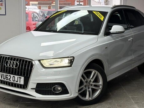 Audi Q3 2.0 TDI S line S Tronic quattro Euro 5 (s/s) 5dr 8