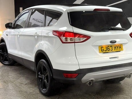 Ford Kuga 2.0 TDCi Zetec Powershift AWD Euro 5 5dr 1