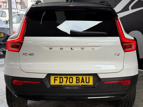 Volvo XC40 1.5 T3 R-Design Euro 6 (s/s) 5dr 17