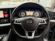 Volkswagen Touareg 3.0 TDI V6 SEL Tiptronic 4Motion Euro 6 (s/s) 5dr 25