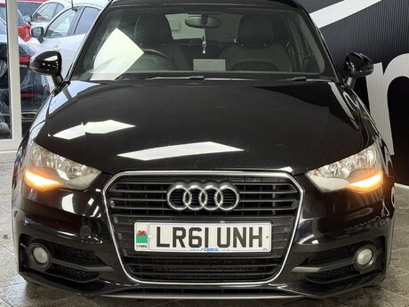 Audi A1 1.6 TDI S line Euro 5 (s/s) 3dr 6