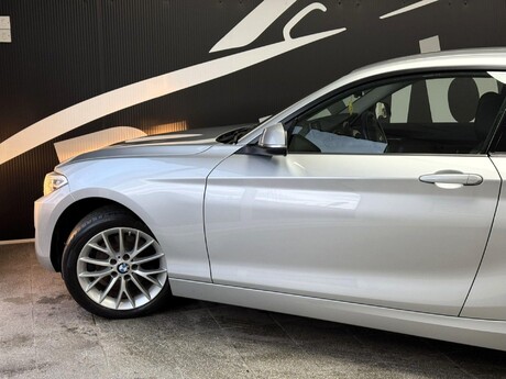 BMW 2 Series 2.0 220i SE Euro 6 (s/s) 2dr 18